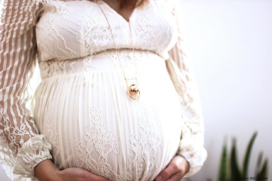 Everything You Need to Know About the Pregnancy Bola Necklace