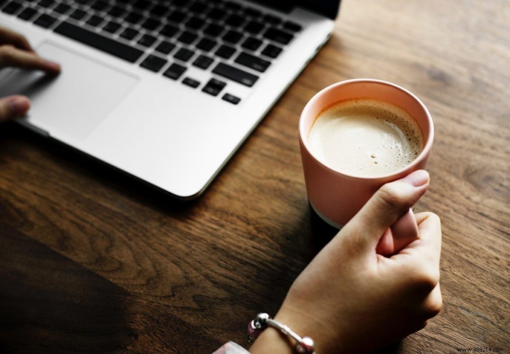 Strengthen Your Perineum Discreetly: Everyday Exercises for Pelvic Floor Health