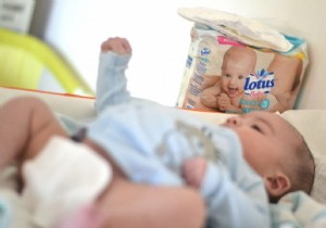 Lotus Baby Touch Diaper Review: Real Parent Test vs. Pampers Premium and Baby Dry