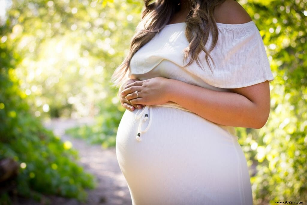 Balanced Pregnancy Diet: Expert Tips for Nourishing Mom and Baby