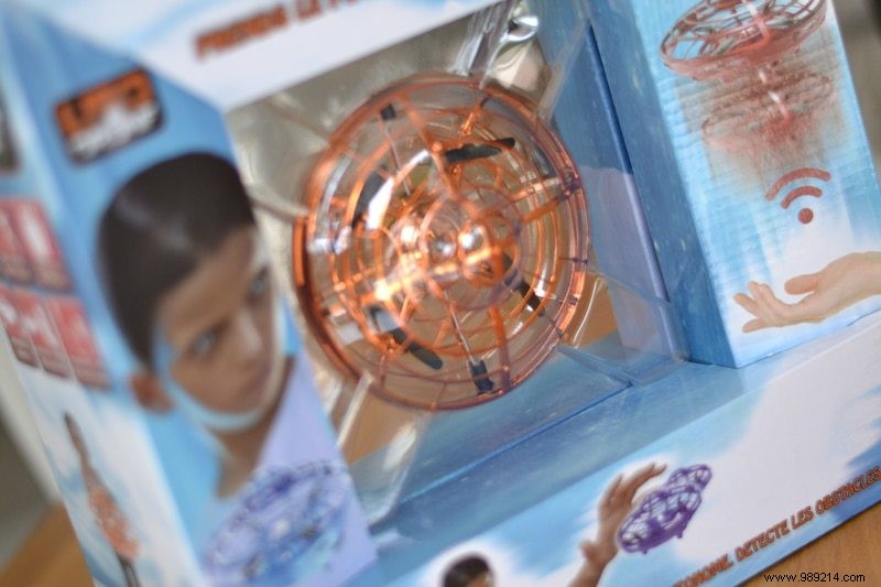 IRDRONE UFO Drone Review: Hands-On Parent Test of This Magical Flying Saucer Toy at Auchan