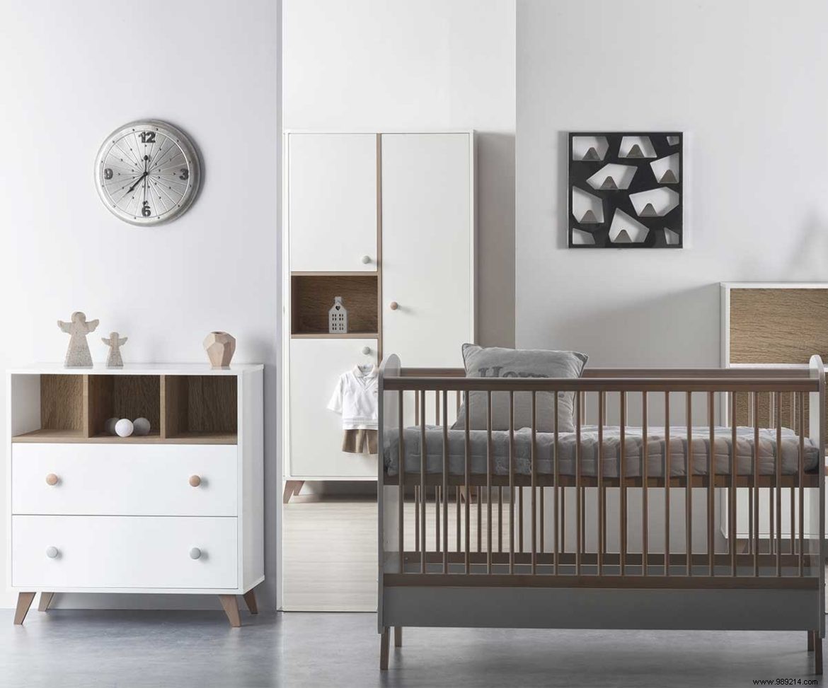 Expert Guide: Setting Up a Safe and Cozy Nursery for Your Newborn