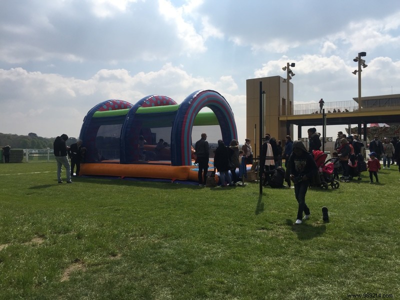 Les Dimanches au Galop: A Fun, Family-Friendly Day at ParisLongchamp Racecourse