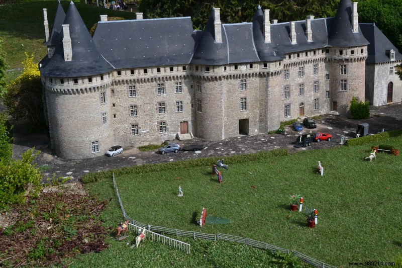 France Miniature: Discover France s Iconic Landmarks in Miniature – A Must-Visit Family Adventure Near Paris