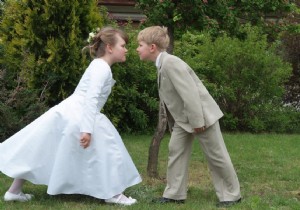 How to Choose Comfortable, Stylish Formal Wear for Your Child
