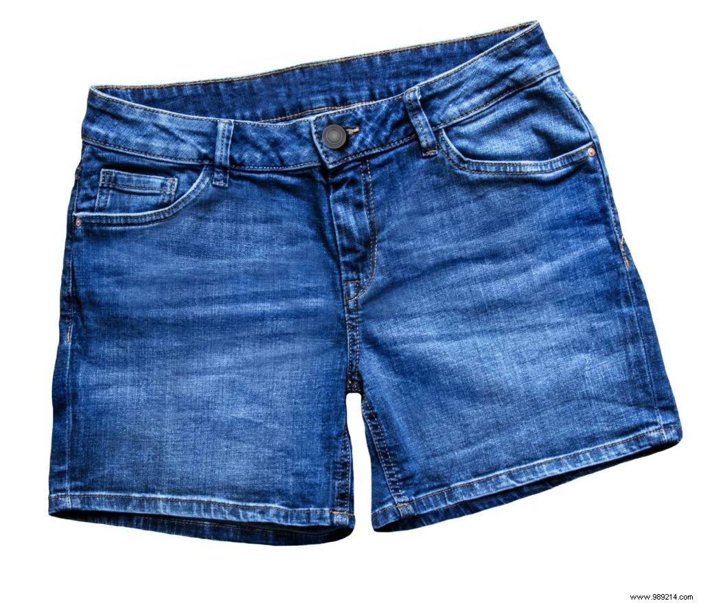 How to Style Shorts for Girls: Expert Tips on Trends and Outfits