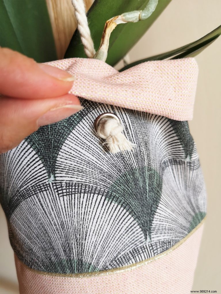 Easy No-Sew DIY Fabric Pot Cover: Waterproof Hanging Planter Tutorial