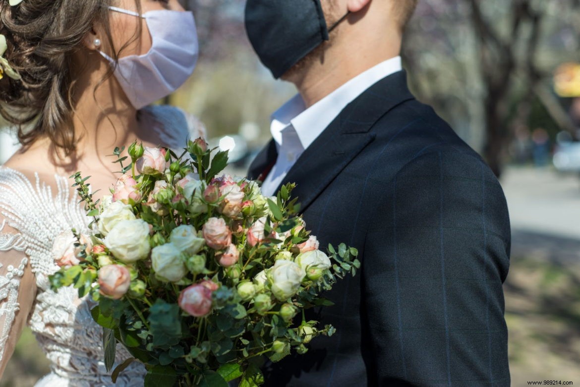 How COVID-19 Reshaped Weddings in 2020: Intimate Ceremonies, Virtual Vows, and Postponed Honeymoons