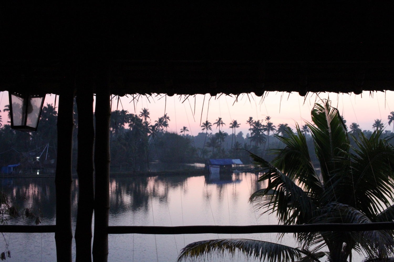 Expert Guide: How to Choose the Perfect Hotel on Booking, Airbnb, and More