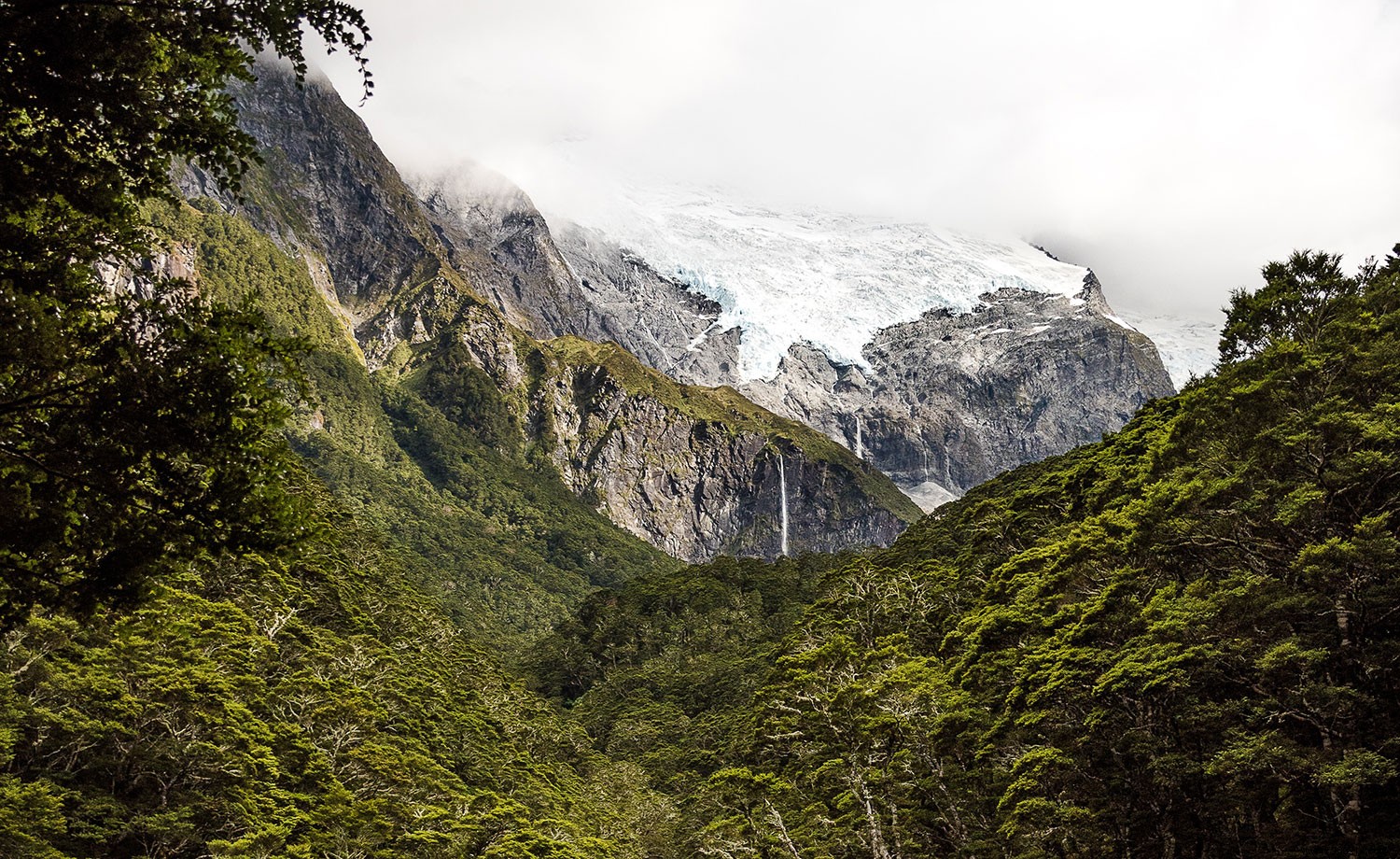 Les Baladeurs and Le Temps d un Bivouac: My Top Podcasts for Immersive Armchair Travel Adventures