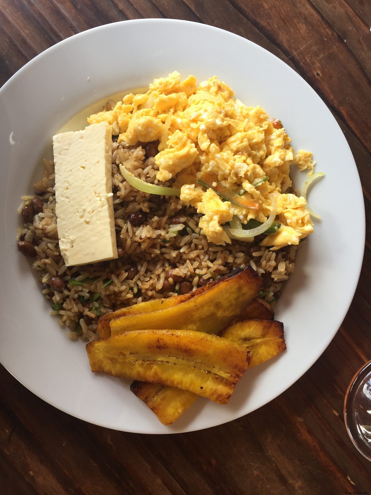 How to Travel Cheaper as a Family: Proven Tips from Our Global Adventures