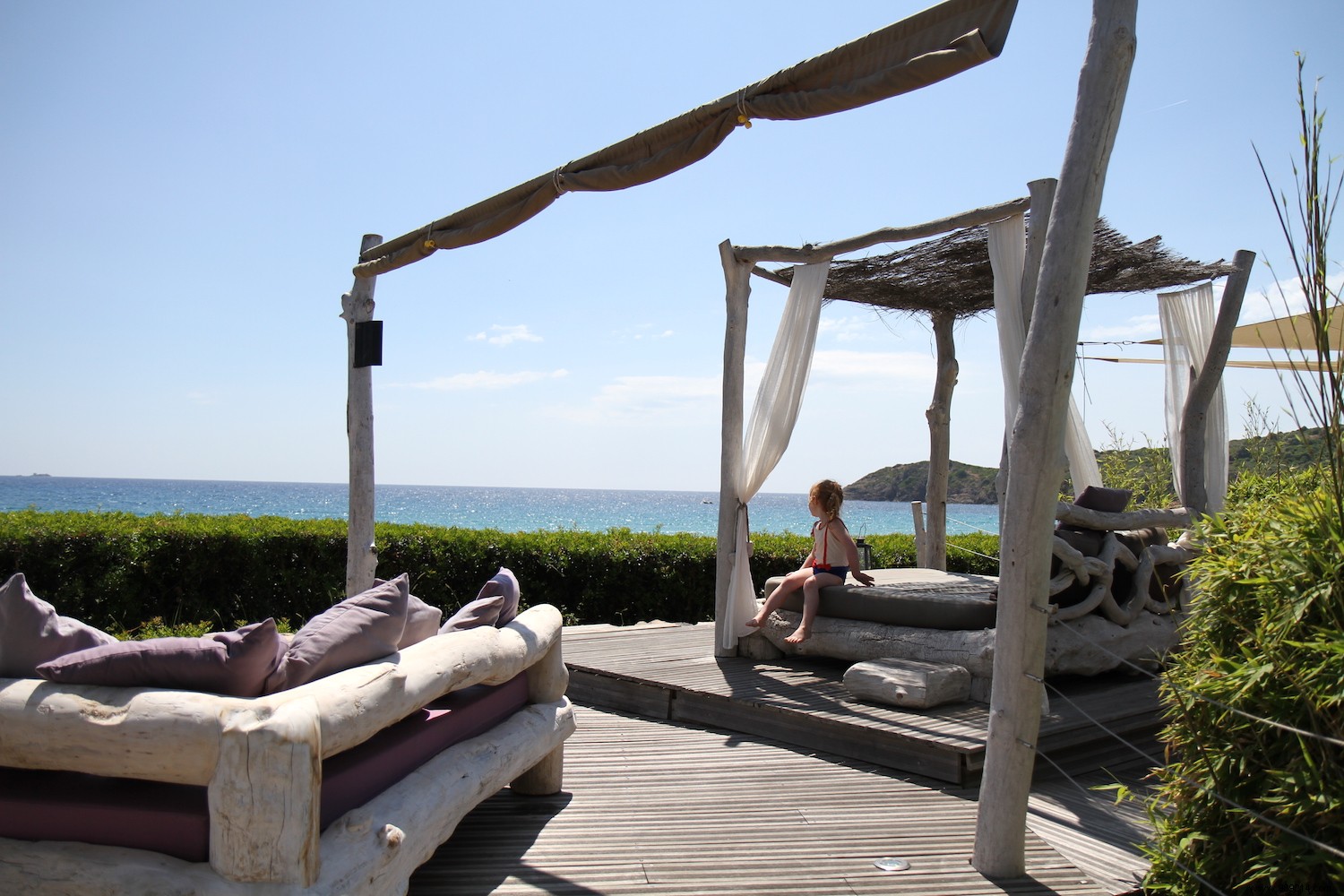 10 Proven Tips for Stress-Free Family Travel with Kids