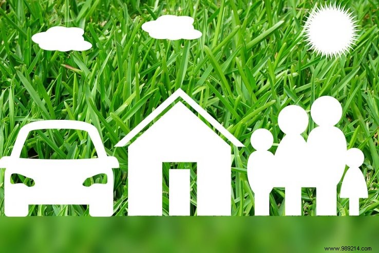 Essential Compulsory Insurances Every French Family Needs