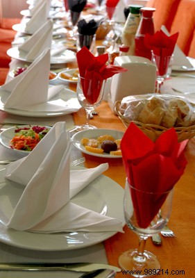 Hosting Memorable Family Gatherings: My Spring Lunch Celebration Experience