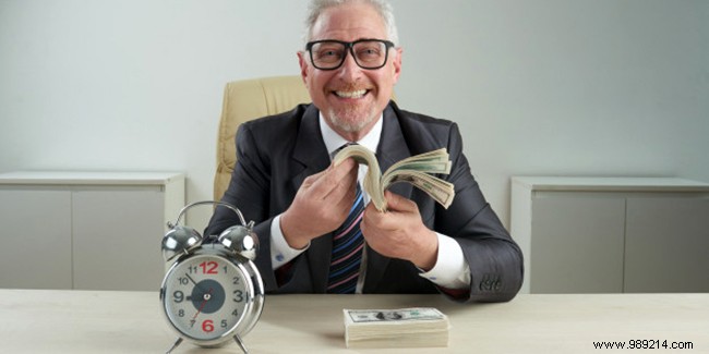 What Is a Top-Hat Pension in France? Who Qualifies and Benefits?