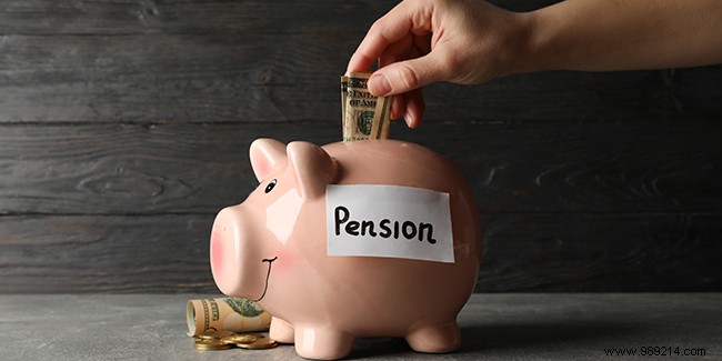 Pay-As-You-Go vs. Points-Based Pensions: Key Differences and Impacts on French Employees