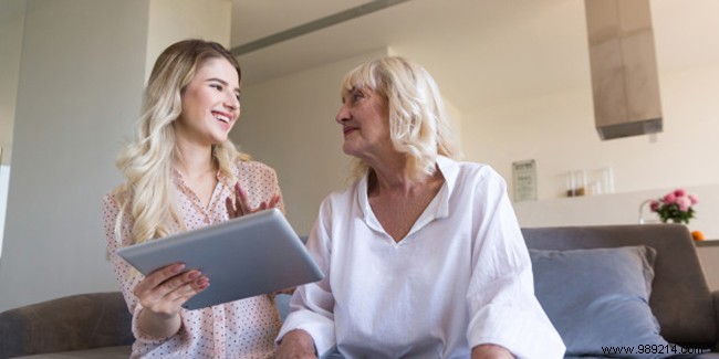 Retirement Home Animator: Essential Roles, Training Pathways, and Salary Guide