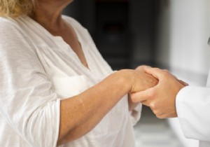 Maisons de retraite médicalisées : quelles sont leurs particularités ?