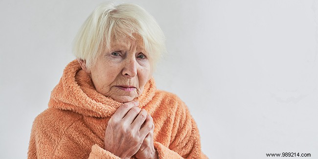 Hypothermia in Seniors: Essential Symptoms, Risks, and Prevention Strategies