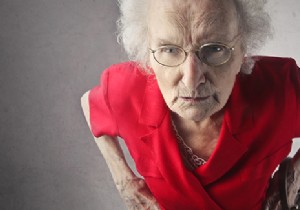 How to Handle Aggression in Elderly Loved Ones: Practical Strategies for Caregivers