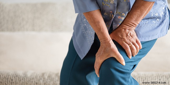 Joint Pain in Seniors: Common Causes, Symptoms, and Proven Prevention Strategies