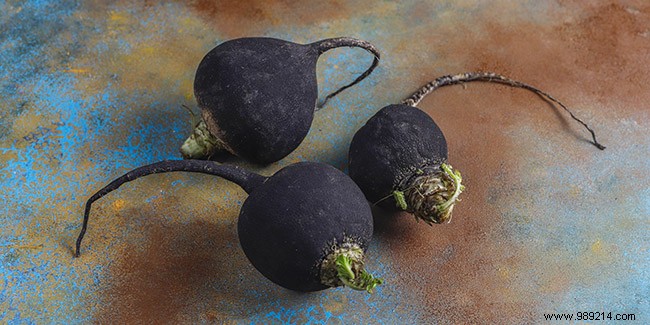 Unlocking the Proven Health Benefits of Black Radish: Nutrition, Detox, and More