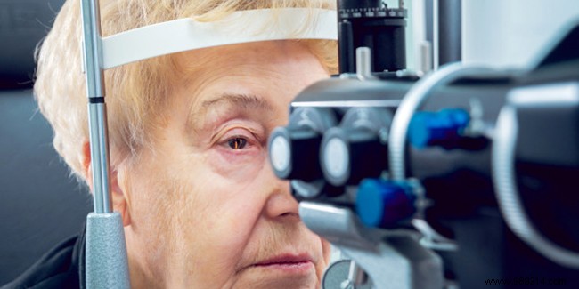 Glaucoma in Seniors: Causes, Symptoms, and Proven Treatments