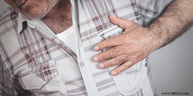 Heart Attack Warning Signs: How to Recognize Symptoms and Act Fast