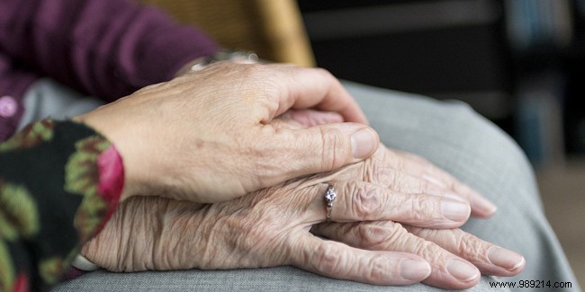 Caregiver Leave in France: Eligibility, Duration, Status, and Application Guide