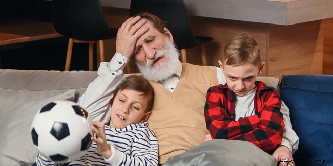 Expert Guide for Grandparents: Handling Grandchildren s Tantrums with Confidence
