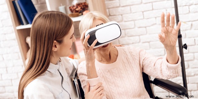 Gerontechnology Explained: Boosting Senior Independence with Cutting-Edge Tech