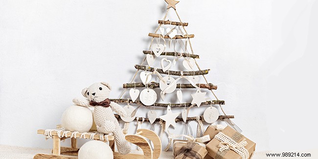 8 Eco-Friendly DIY Christmas Tree Alternatives for Small Spaces