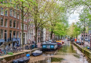 Plan Your Perfect Long Weekend in Amsterdam: Essential Sites and Expert Tips