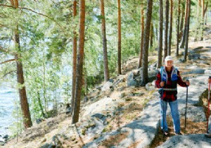 Hiking for Seniors: Benefits, Safety Tips, and Why It s Never Too Late