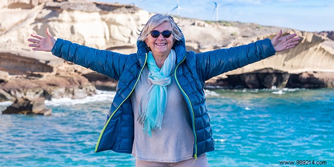 7 Essential Tips for Seniors Traveling Solo