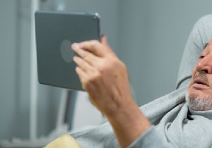 E-Readers: The Ideal Digital Reading Companion for Seniors