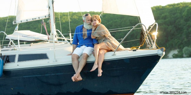 Can You Get a Pleasure Boat License After 60? Requirements, Process, and Costs