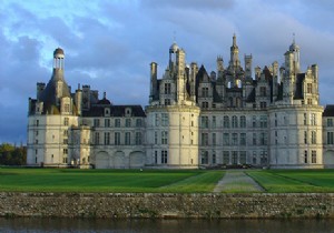 Ultimate Loire Valley Châteaux Road Trip by Motorhome: Proven 7-Day Itinerary, Parking Tips, and Expert Advice