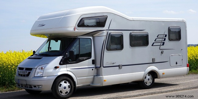 7 Essential Tips for Driving a Motorhome for the First Time