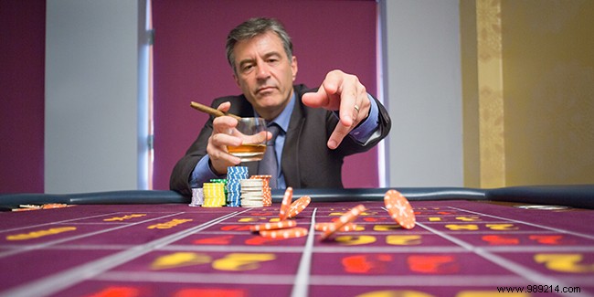 Gambling Addiction in Seniors: Risks, Warning Signs, and How to Help
