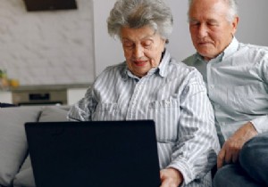 How to Legally Download Movies, Music, and More Online: Expert Guide