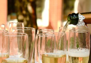 Celebrate 50 Years of Marriage: 5 Timeless Golden Wedding Anniversary Ideas