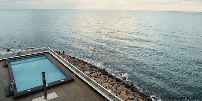 Revitalizing Thalassotherapy Weekend in Brittany: Ideal for Seniors