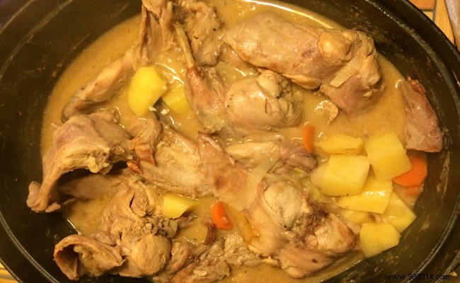 Rabbit with Mustard Sauce: Easy Classic Recipe for 6