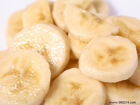 Unlocking the Health Benefits of Bananas: Nutrition, Digestion, and Mood Boost