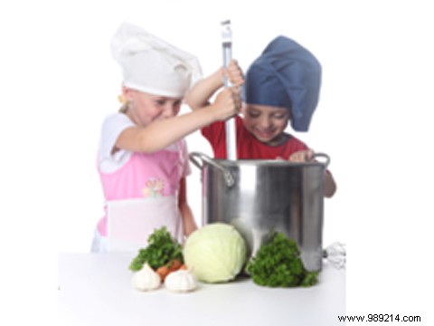 Why Kids Reject Vegetables – And Proven Ways to Get Them Eating Greens