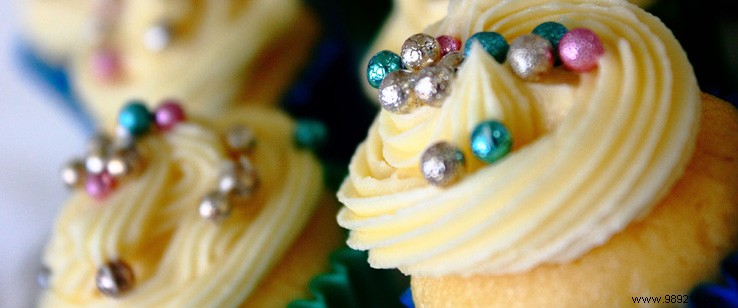 Easy Homemade Cupcakes: Pro Tips for Flavorful Batters and Creative Frostings