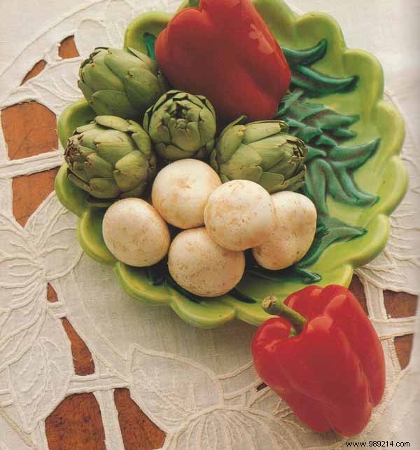 Festonate Pasta with Purple Artichokes, Mushrooms, and Red Peppers