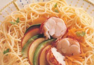 Gourmet Fresh Lobster Salad with Peaches and Spaghetti