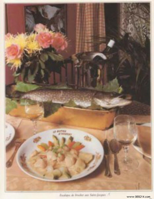 Elegant Pike Cutlets with Scallops: A Timeless French Classic